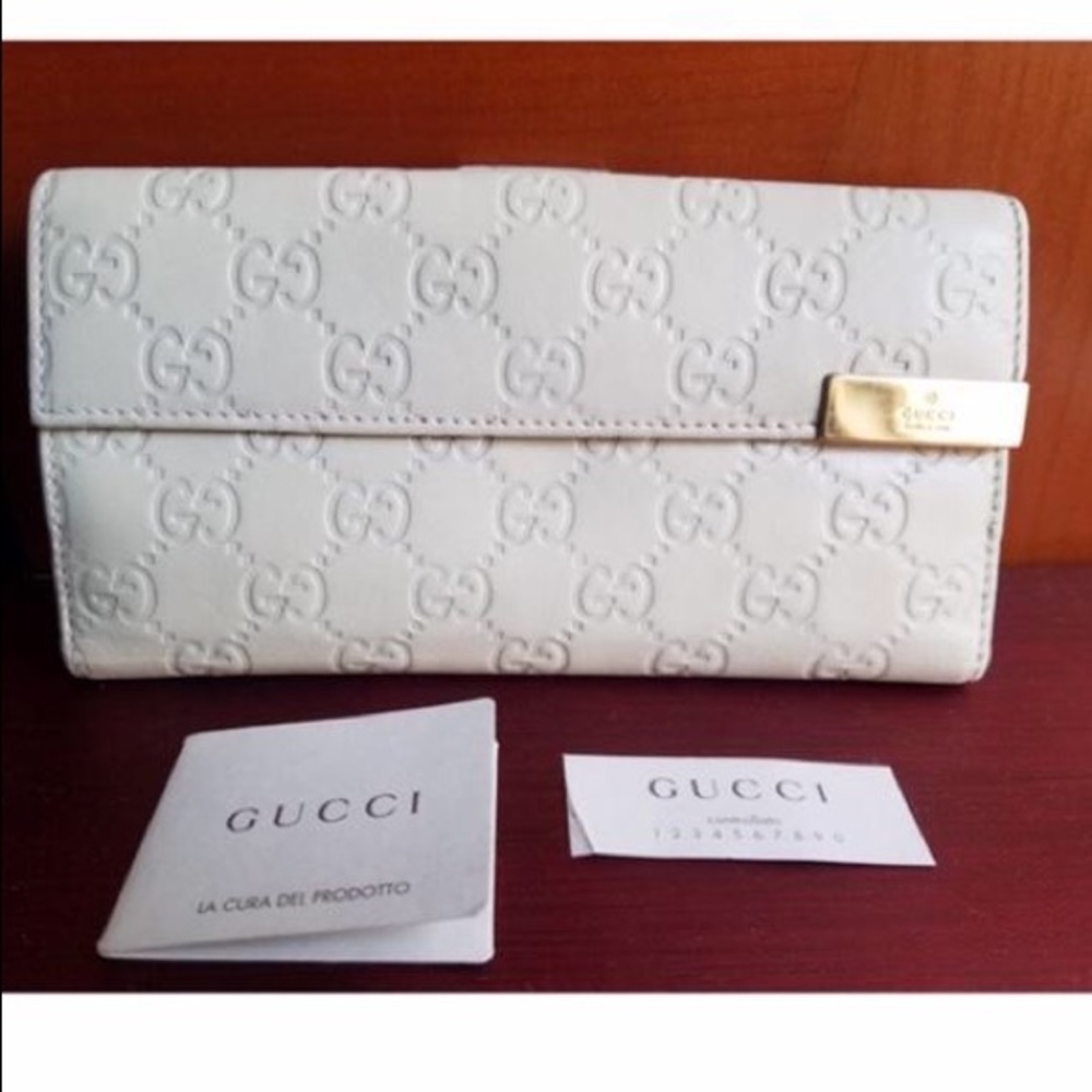 SOLD!!!!!! Gucci Guccissma lamb leather wallet - Picture 1 of 7